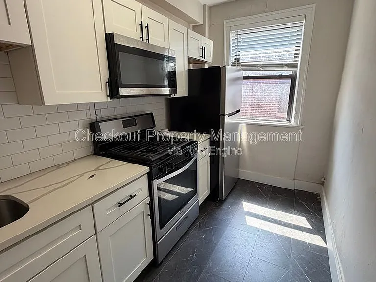 5616 Pershing Ave #64 — Photo 7