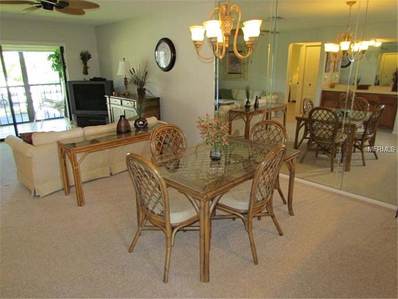 5th image of 335 Three Lakes Ln Unit D