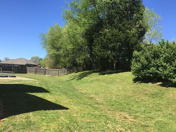 2nd image of 363 Cottonwood Bnd NW