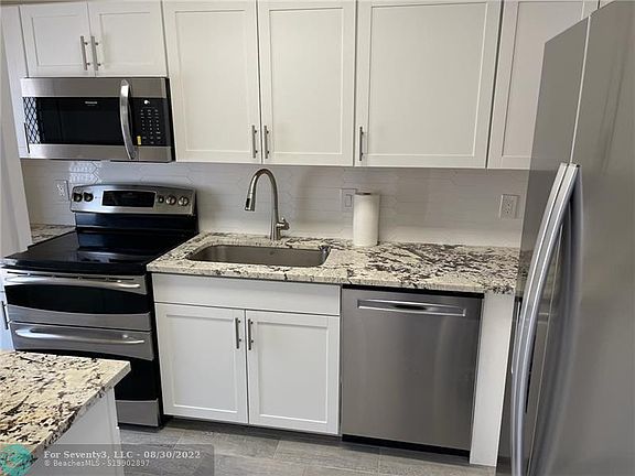 2nd image of 4500 N Federal Hwy APT 104