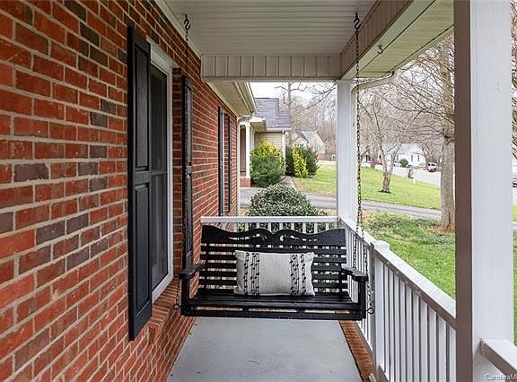 3rd image of 1020 Wilkerson St