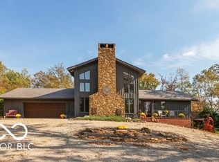 10313 W 225 S, Columbus, IN 47201