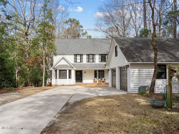 735 Everetts Creek Drive, Wilmington, NC 28411
