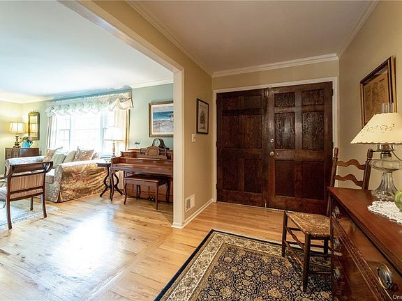5th image of 4 Belle Haven Ct
