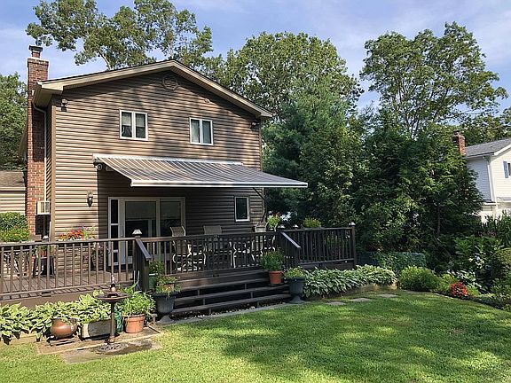 4th image of 72 Juniper Ave