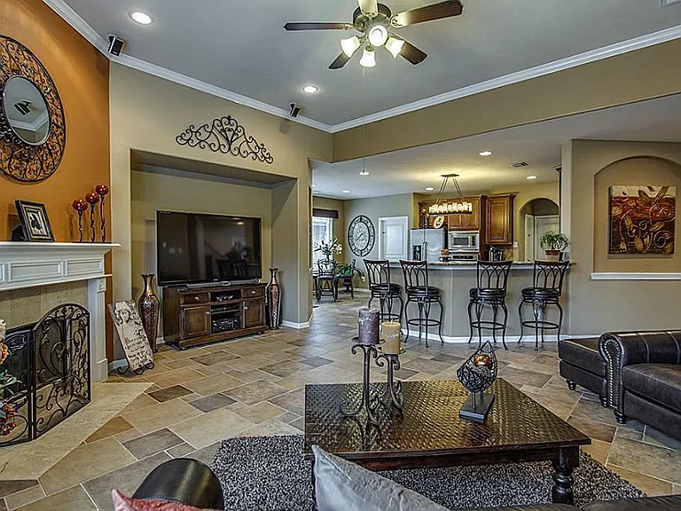 9422 Cheslyn Ct — Photo 11