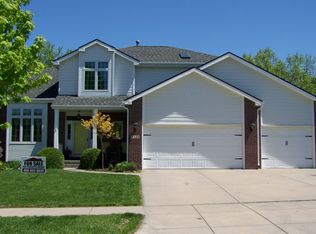 7320 Canyon Rd, Lincoln, NE 68516