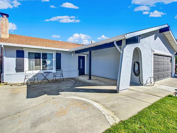 4th image of 236 Plantation Way