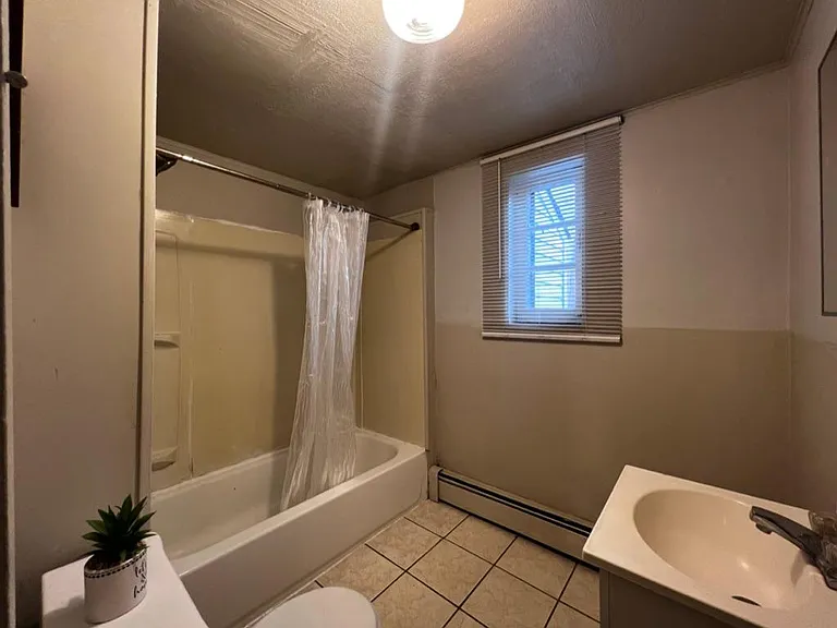 4616 Longshore Ave #1 — Photo 12