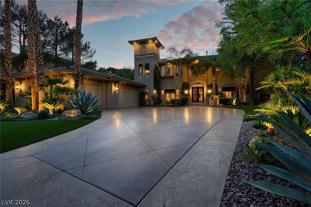 9512 Tournament Canyon Dr — TPC Las Vegas