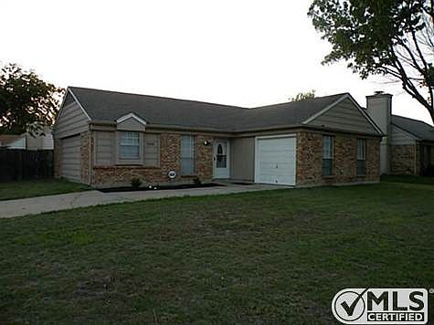 2nd image of 7001 Moss Rose Ct