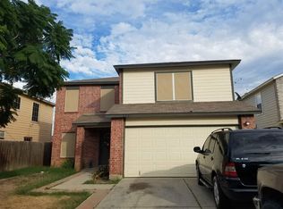 2221 Mina Verde Rd, Laredo, TX 78046