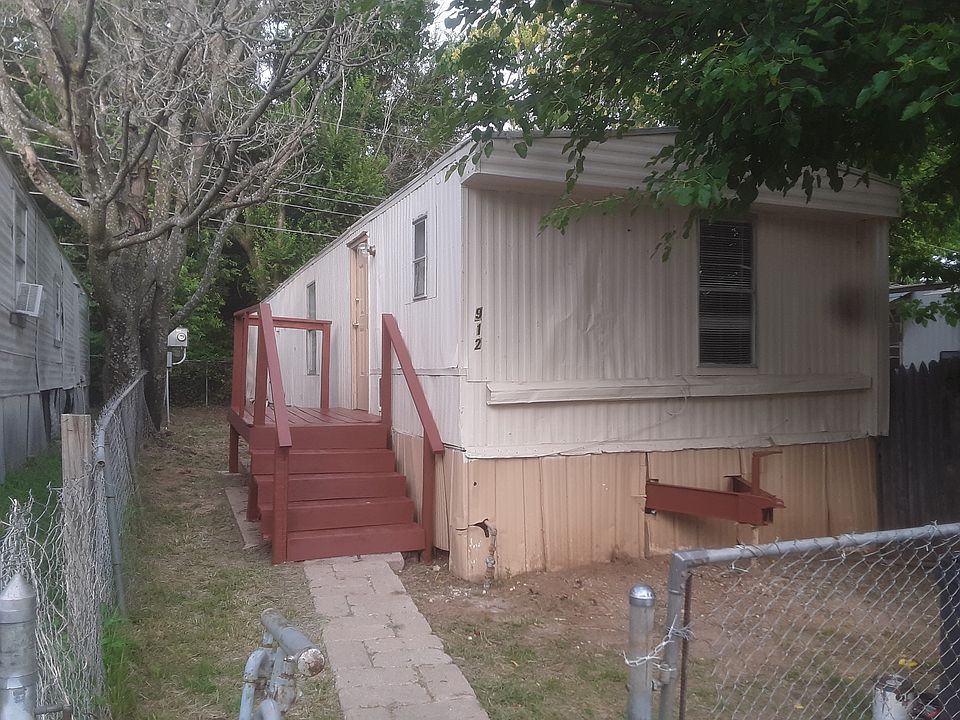 1st image of 2664 Pineapple Ave #75