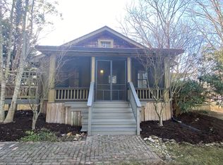 7 Oakland St, Weaverville, NC 28787