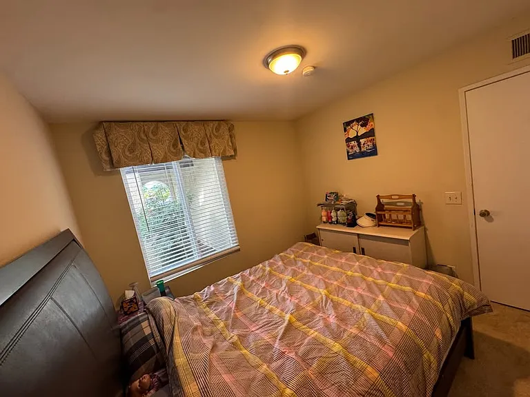 15616 New Hampton St — Photo 23