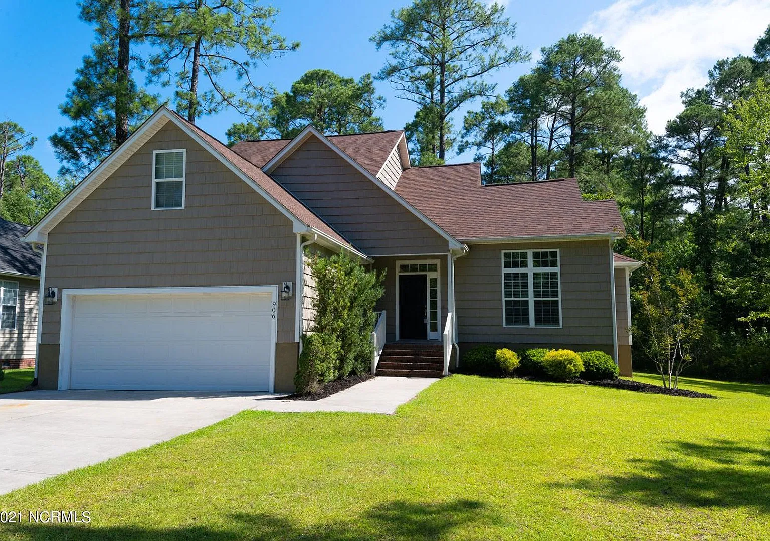 Single Family Home - Fairfield Community — Photo 1