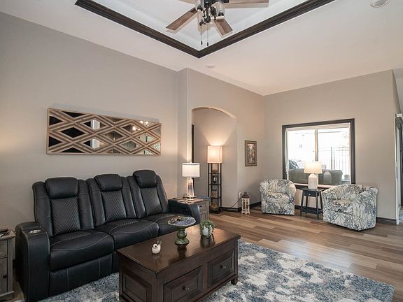 3rd image of 2418 E Madison Ave #2703