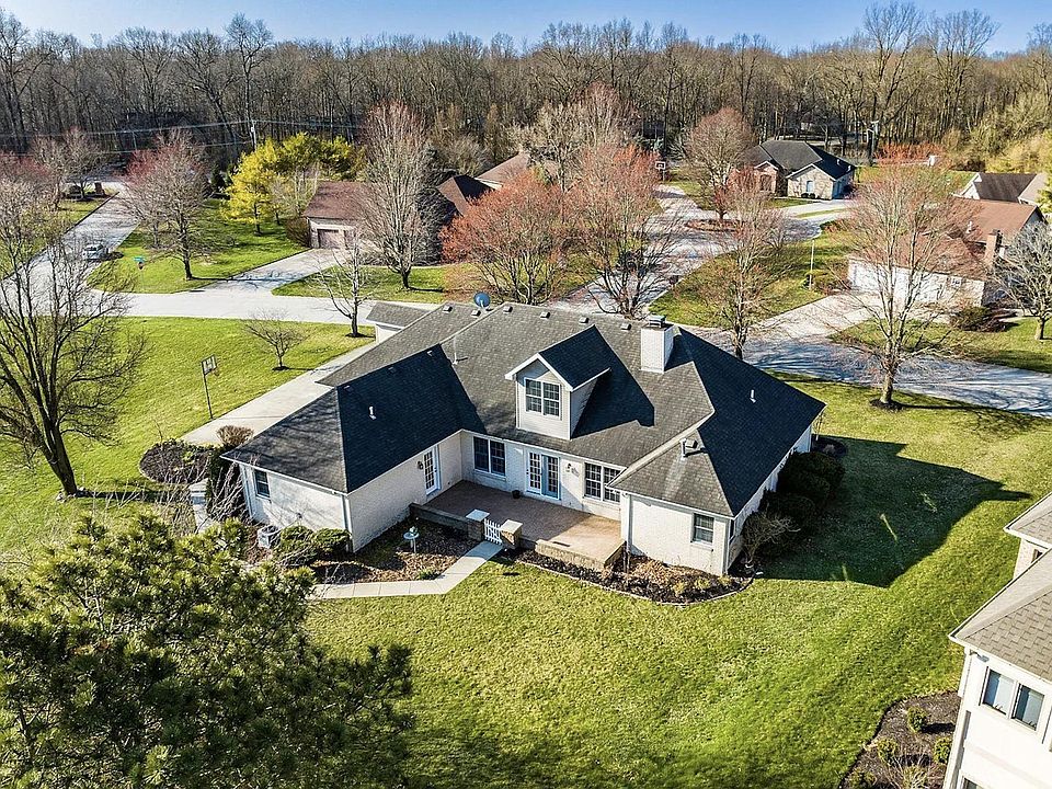 1st image of 800 S Pinehurst Ln