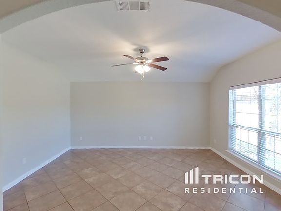 4th image of 8424 Weeping Cherry Ln