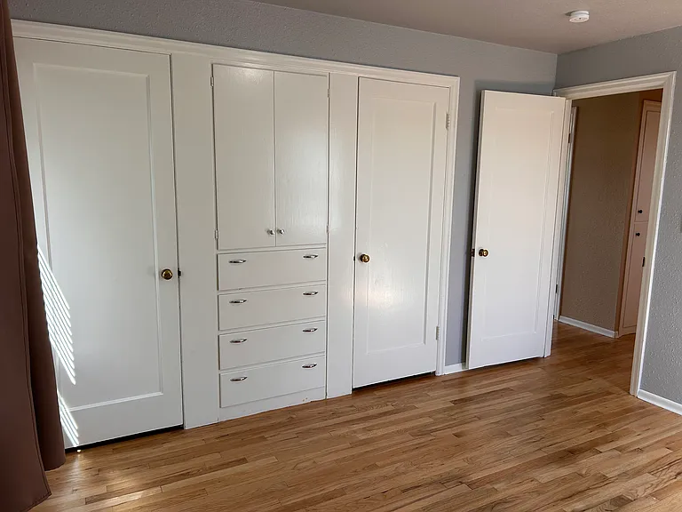130 G St NE — Photo 9