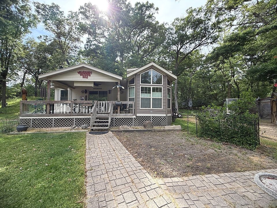 1st image of 2-17/18/19 Woodhaven Lakes