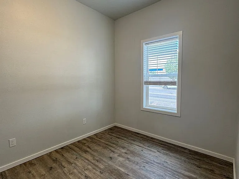 705 N Water St — Photo 10