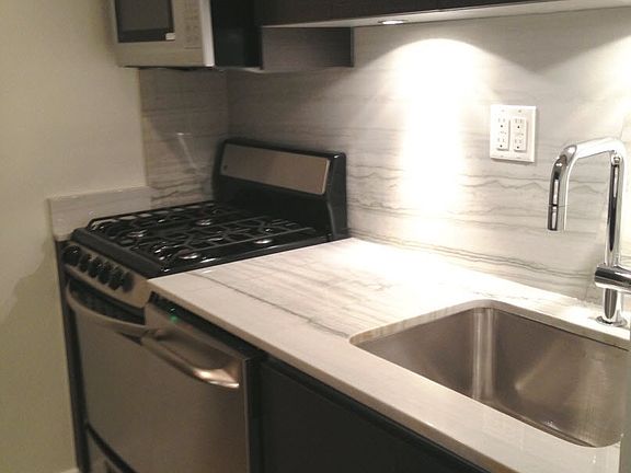 2nd image of 141 E 33rd St APT 6D