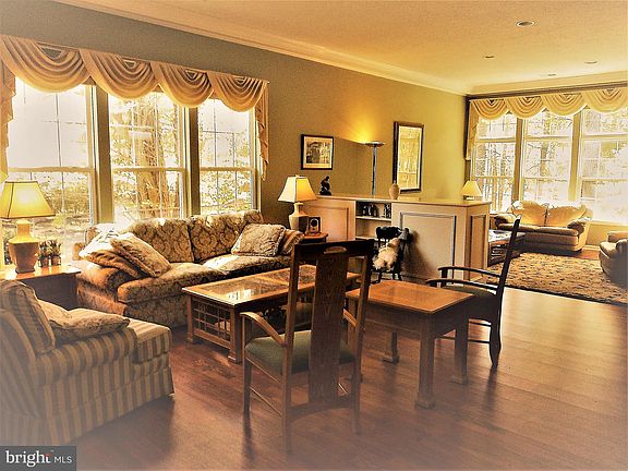 4th image of 17 Brightwinds Ct