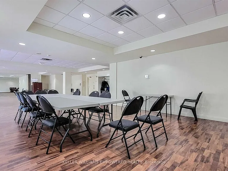 650 Lawrence Ave W #915 — Photo 26