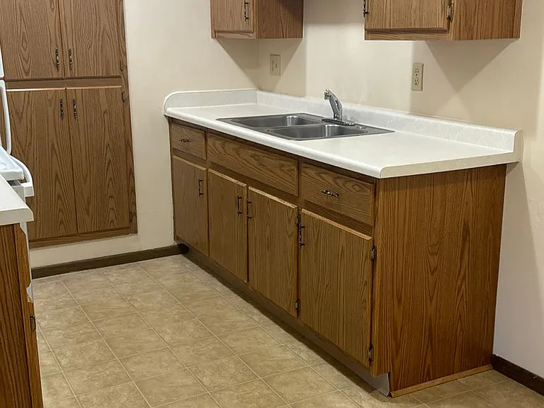 Brookside Apartments — Photo 7