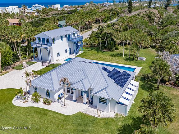 3rd image of 125 Bayshore Dr