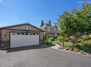 1455 S 10th Ave, Cornelius, OR 97113