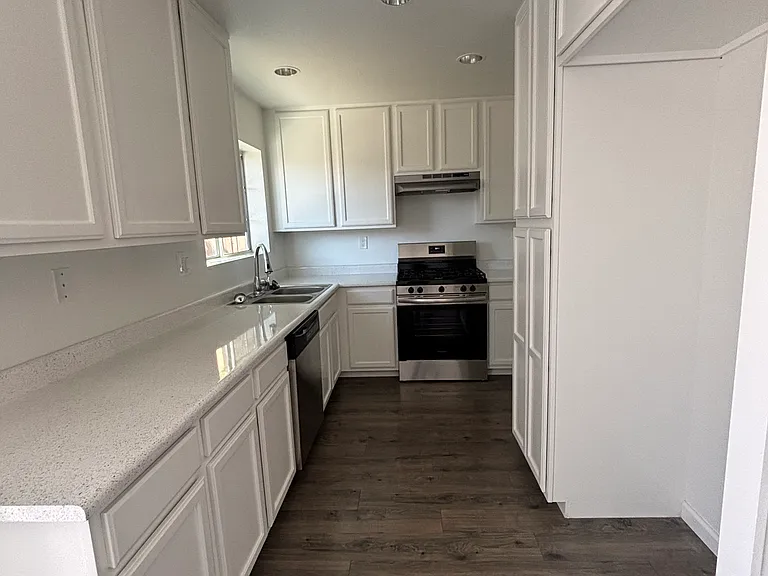 31759 Avenue E #109 — Photo 4