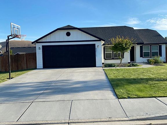 2nd image of 5977 Bluewood St