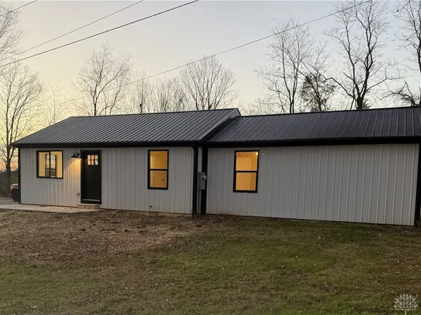 852 State Route 132, Clarksville, OH 45113