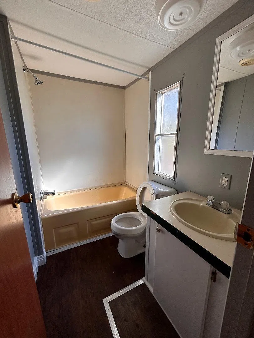 50 Rose Rd — Photo 4