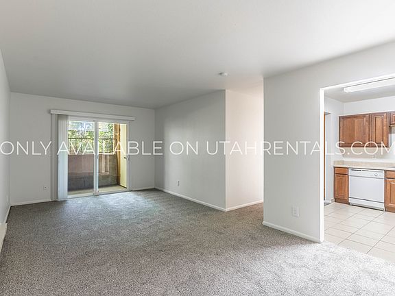 5th image of 4888 S Highland Cir APT 8