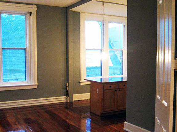 5th image of 204 W 8th St APT 12