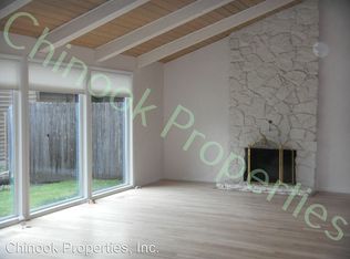 1515 Amberland Ave, Eugene, OR 97401