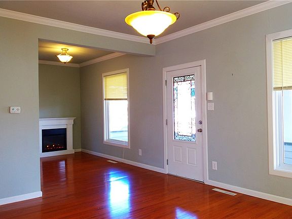 3rd image of 1243 9th St