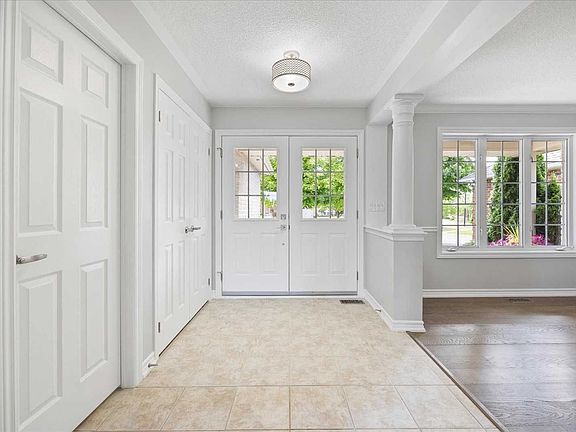 3rd image of 1015 Otto Dr