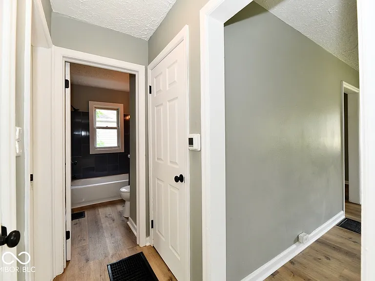 3315 N Euclid Ave — Photo 11