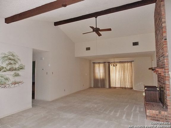 3rd image of 408 Earl Dr S