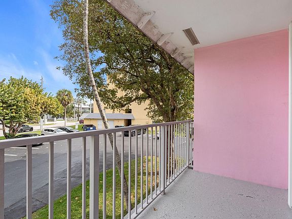 3rd image of 7500 SW 82nd St APT G209