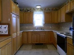922 Acton Ridge Rd, Wakefield, NH 03830