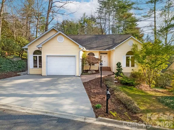 54 Wintergreen Dr, Brevard, NC 28712