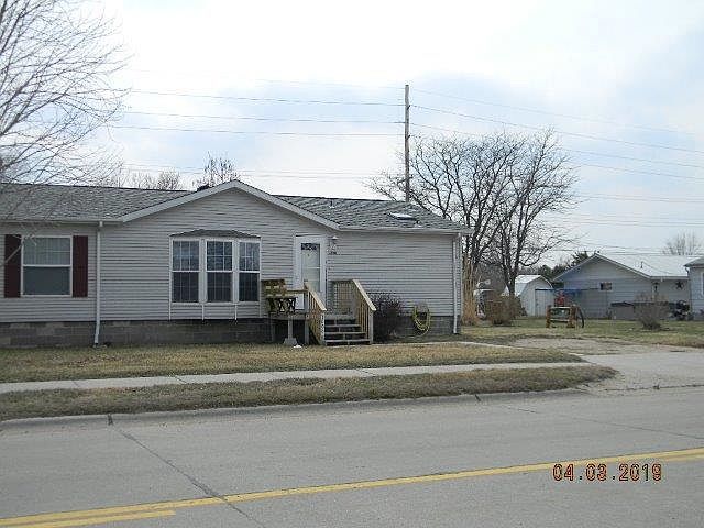 1st image of 1008 E 12th St