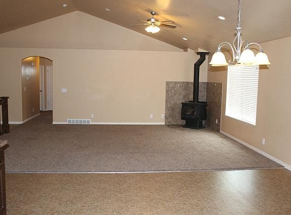 2nd image of 1135 N Yellow Hill Dr