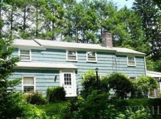 37 Sutton Pl, Pleasantville, NY 10570