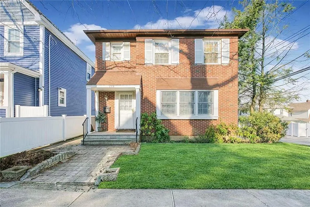 268 Neal Dow Ave photo 1
